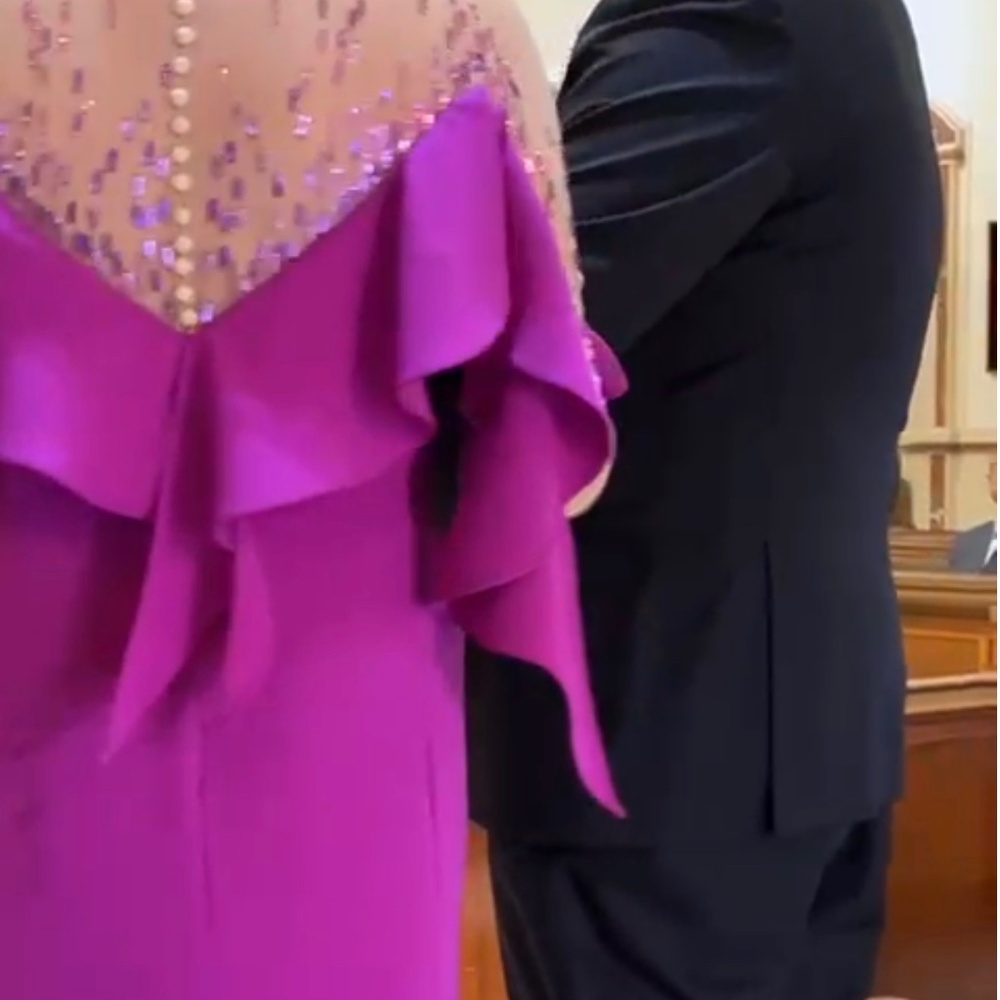 Angel Sanchez Couture Gown – Fuchsia Beaded Illusion Evening Dress – Designer Fo - Picture 3 of 5